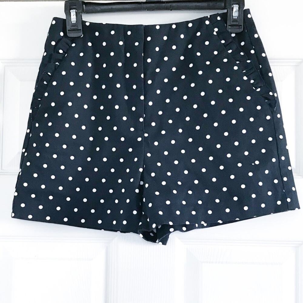 Zara Basic Navy Polka Dot Scallop Pocket Shorts